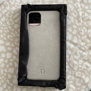 Longvadon Alcantara iPhone 11 Pro Max Case